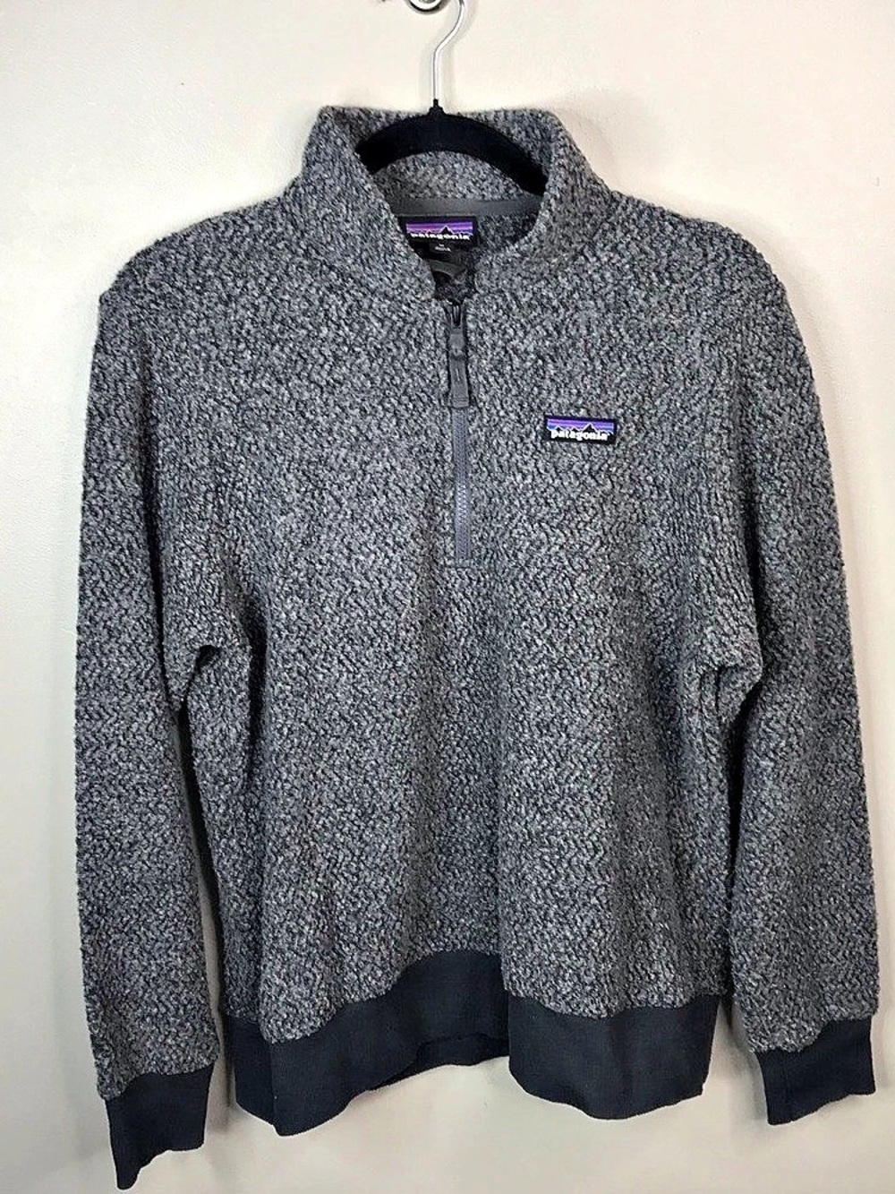 Patagonia Pullover Gray Black Fleece Pullover Size Medium